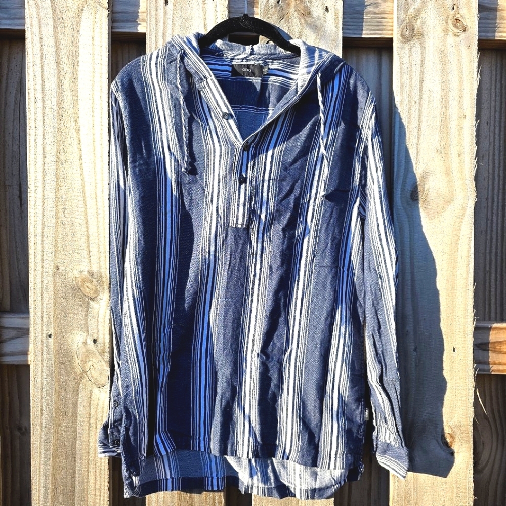 45) ONIA Cotton ½ Button Pullover Sz. Medium